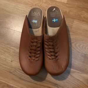 MIA // Wooden Clogs